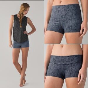 Lululemon Boogie Short *Roll Down